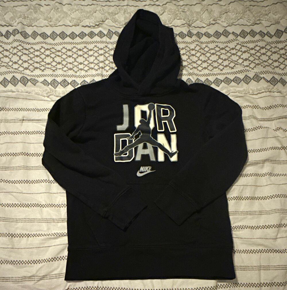 Jordan Boys M Black Pullover Hoodie Jumpman Air Jordan Logo Graphic Pockets